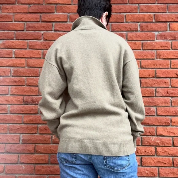 Wool Playboy collared pullover - Picture 6 of 7